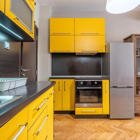Pirotska 2-Bedroom 100M2 Apartment In Sofia Center Kültér fotó