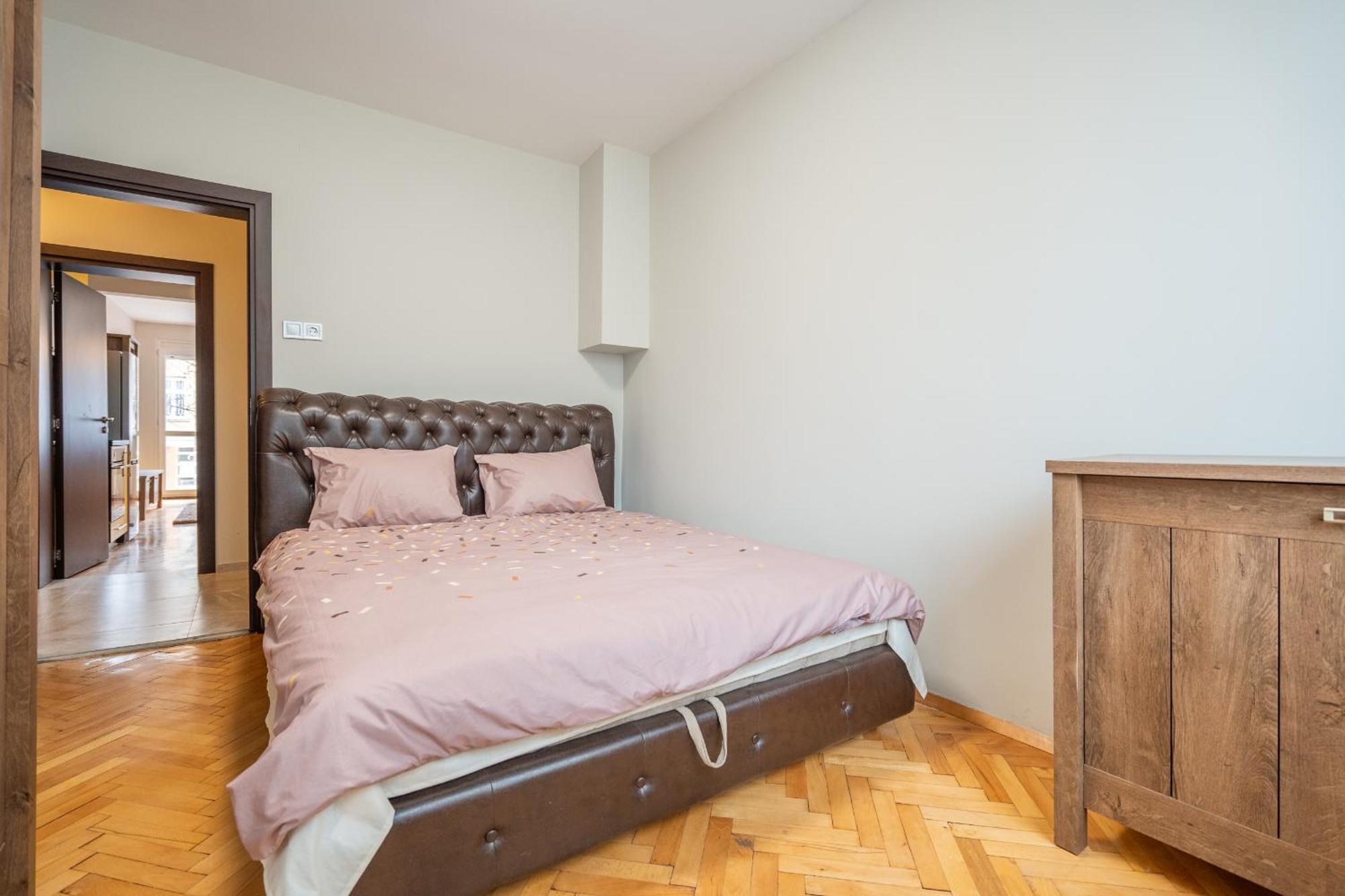 Pirotska 2-Bedroom 100M2 Apartment In Sofia Center Kültér fotó