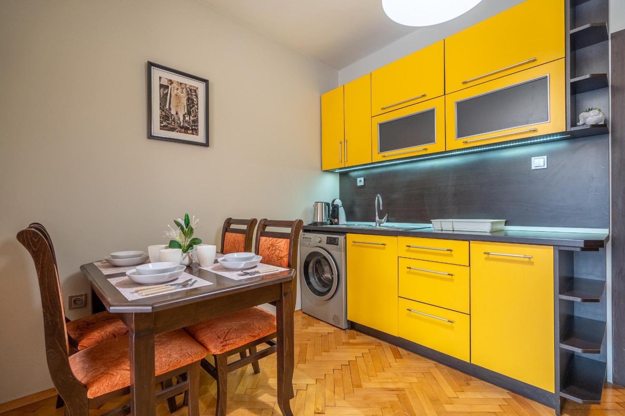 Pirotska 2-Bedroom 100M2 Apartment In Sofia Center Kültér fotó